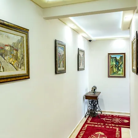 La Casa *